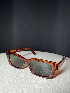 AJ MORGAN Tortoiseshell Sunglasses Classic Rectangular Frame Brown Tinted Lenses
